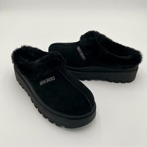 Skechers USA Shindigs Fortress Faux Fur Slip On Clogs Shoes Slippers 6 (NWOT)